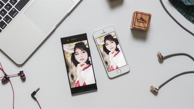 So sánh Xperia XA1 và iPhone 5S