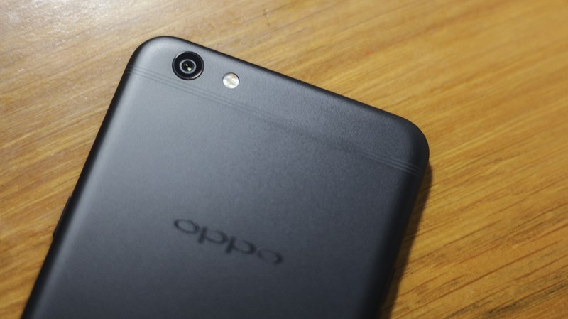 Trên tay Oppo F3 Plus đen nhám Trên tay Oppo F3 Plus đen nhám