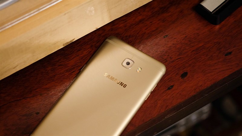 Phân khúc smartphone 10 triệu đang nóng lên nhờ các sản phẩm này