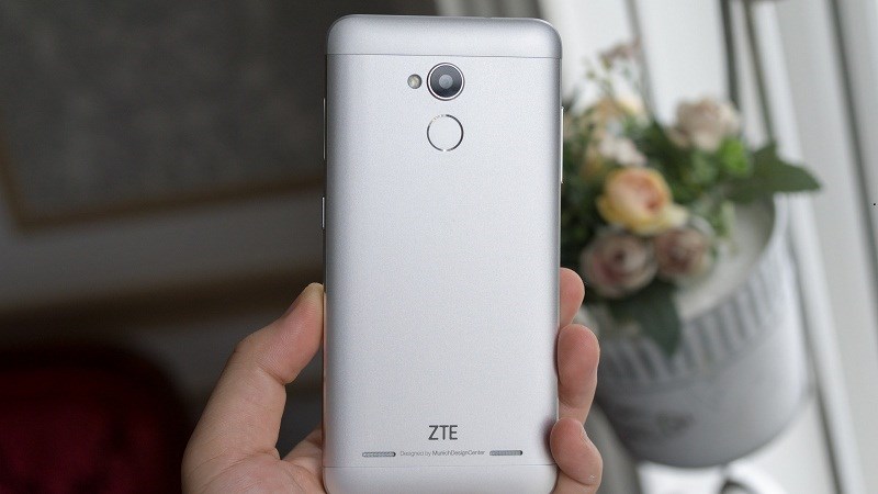 ZTE Blade V7 Lite ZTE Blade V7 Lite