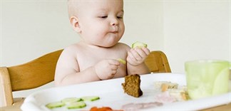 Những điều cần lưu ý khi chuẩn bị thực đơn ăn dặm cho bé 6 tháng tuổi