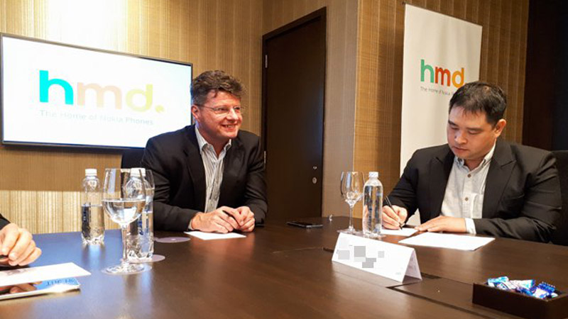 hmd lại việc với các đối tác hmd lại việc với các đối tác