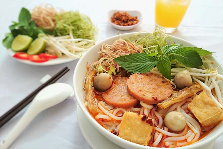 Cách nấu bún bò chay cực ngon