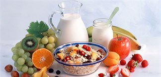 Có nên giảm cân với sữa tươi không đường?