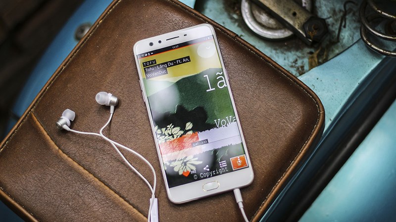 Oppo F3 Plus Oppo F3 Plus