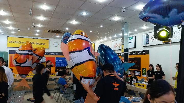 Tưng bừng ngày đầu mở bán và giao hàng Galaxy S8, S8 Plus tại TGDĐ