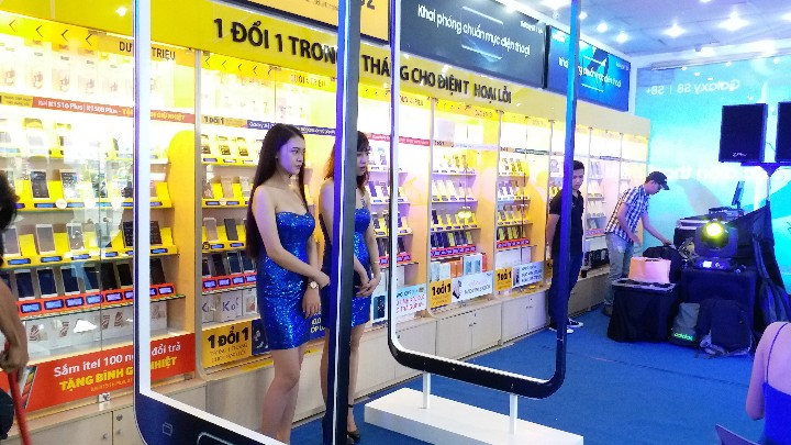 Tưng bừng ngày đầu mở bán và giao hàng Galaxy S8, S8 Plus tại TGDĐ