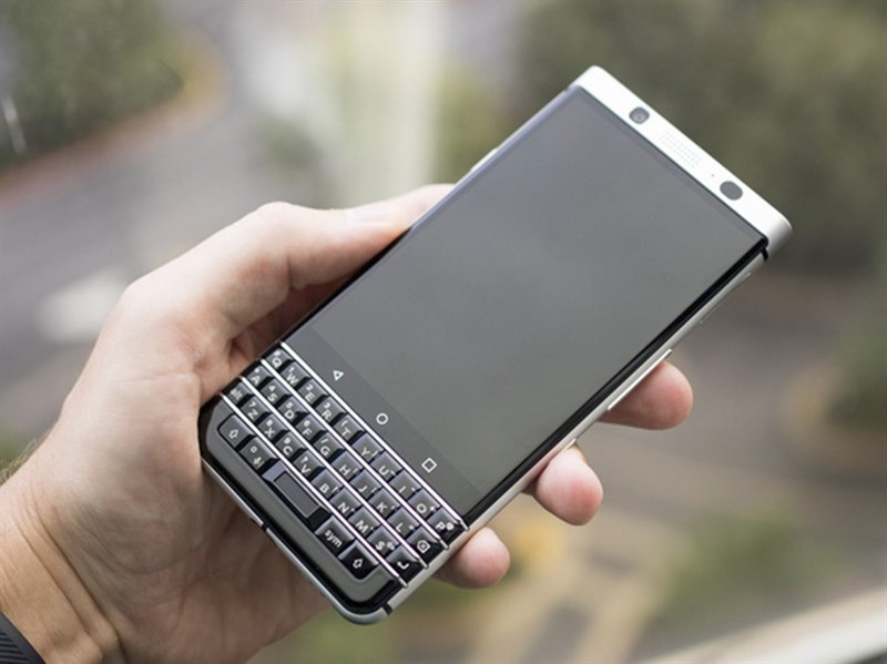 KEYone Vs Priv: Giá trị trong mỗi câu chuyện