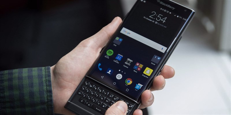 KEYone Vs Priv: Giá trị trong mỗi câu chuyện