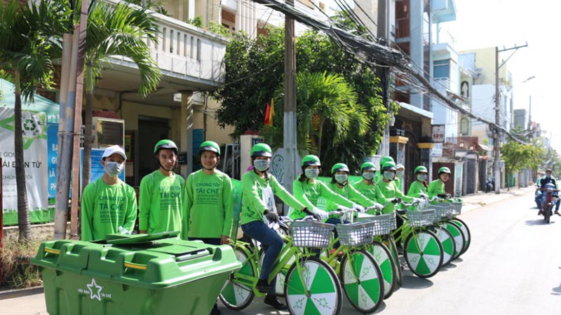 Bạn có thể tìm đển Vietnam Recycles để vứt bỏ rác công nghệ đúng quy định