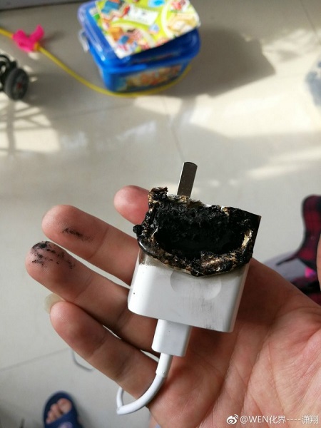 ảnh Huawei P10 bị cháy weibo