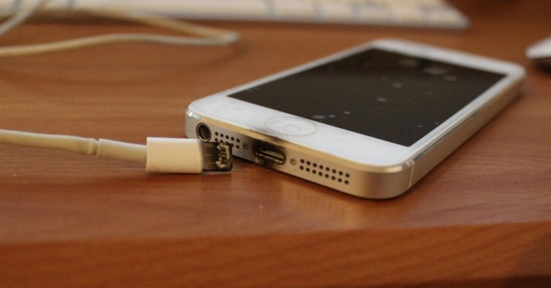 sạc kém chất lượng