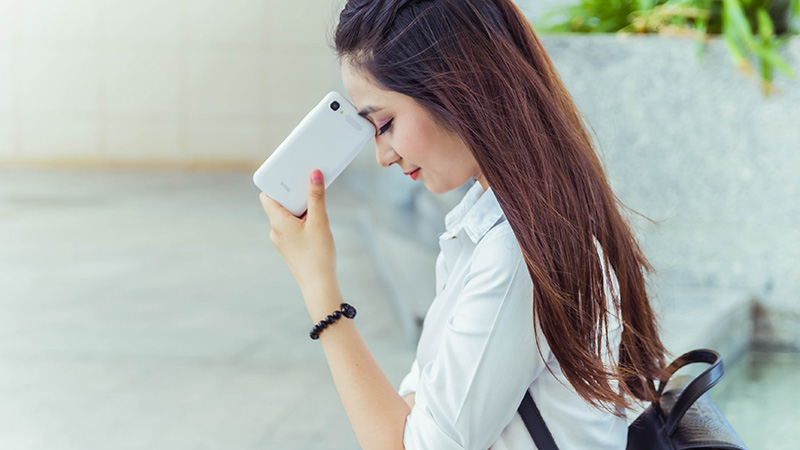 Bạn có sợ mình thành con mồi của vấn nạn chụp lén?