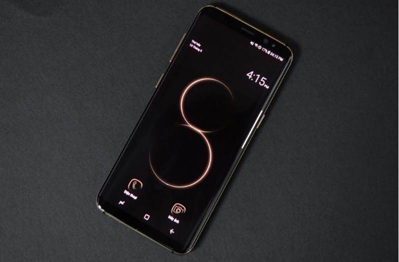 Hình ảnh Samsung Galaxy S8 mạ vàng 24K tại Việt Nam, giá hơn 40 triệu