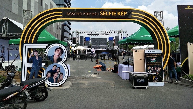 không khí chuẩn bị trước khi 