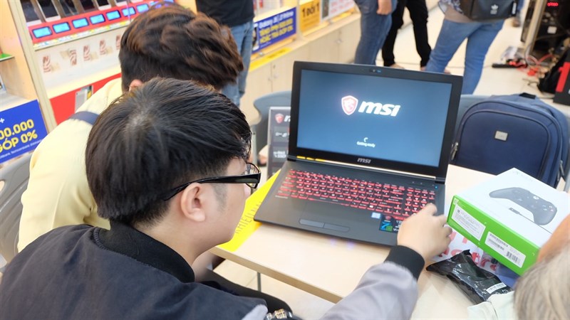 Sự kiện mở bán và giới thiệu dòng Laptop Gaming MSI tại TGDĐ Sự kiện mở bán và giới thiệu dòng Laptop Gaming MSI tại TGDĐ