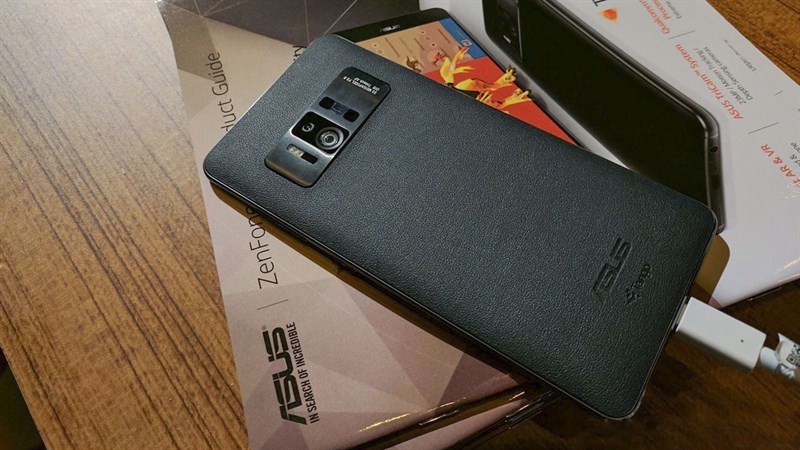 Google xác nhận Asus Zenfone AR, 8GB RAM sẽ lên kệ vào mùa hè năm nay