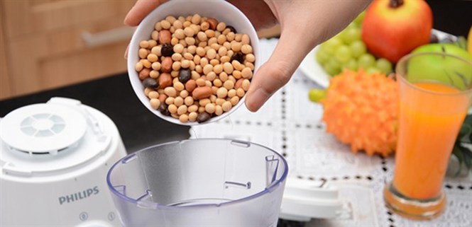 Bí quyết chọn máy xay sinh tố để xay hạt cứng và xương nhỏ