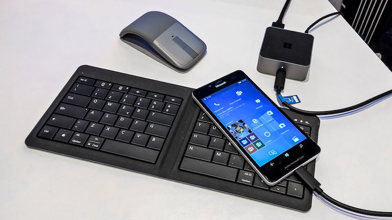 Lumia 950 có thể sử dụng Dex Dock của Samsung S8 chạy Windows 10 Mobile Continuum Lumia 950 có thể sử dụng Dex Dock của Samsung S8 chạy Windows 10 Mobile Continuum