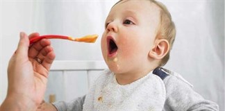 Những điều cần biết khi cho trẻ ăn trứng gà