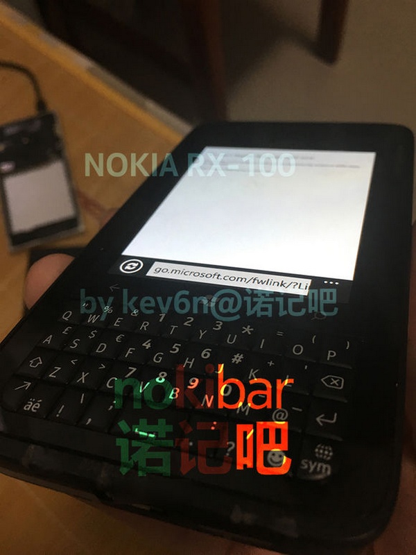 Lần đầu tiên xuất hiện chiếc smartphone Nokia chạy Windows Phone 8, bàn phím QWERTY Lần đầu tiên xuất hiện chiếc smartphone Nokia chạy Windows Phone 8, bàn phím QWERTY