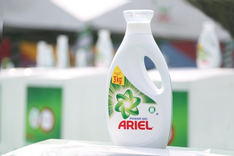 Nước giặt Ariel có tốt không và có bao nhiêu loại nước giặt Ariel