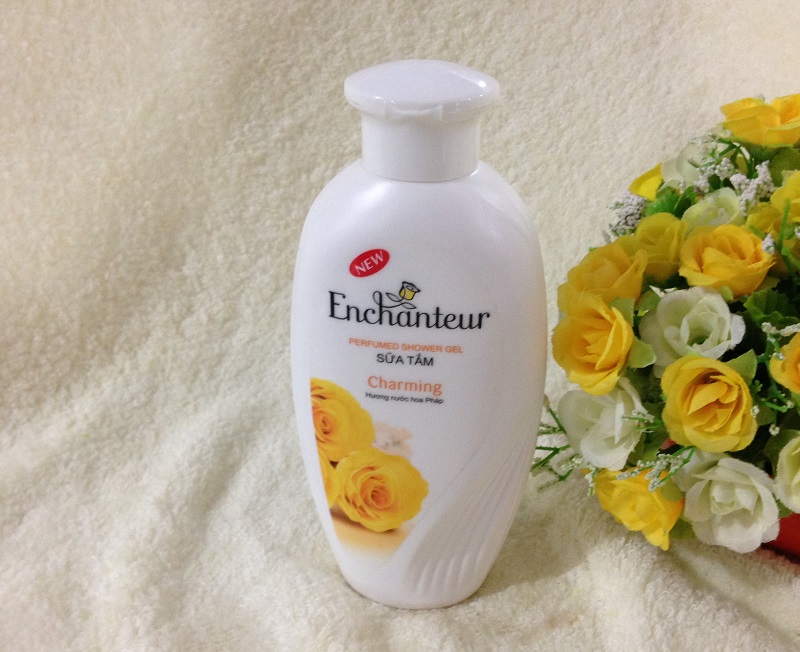 Sữa tắm Enchanteur