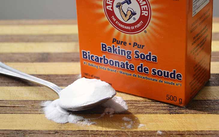 Use baking soda to clean stains on collars