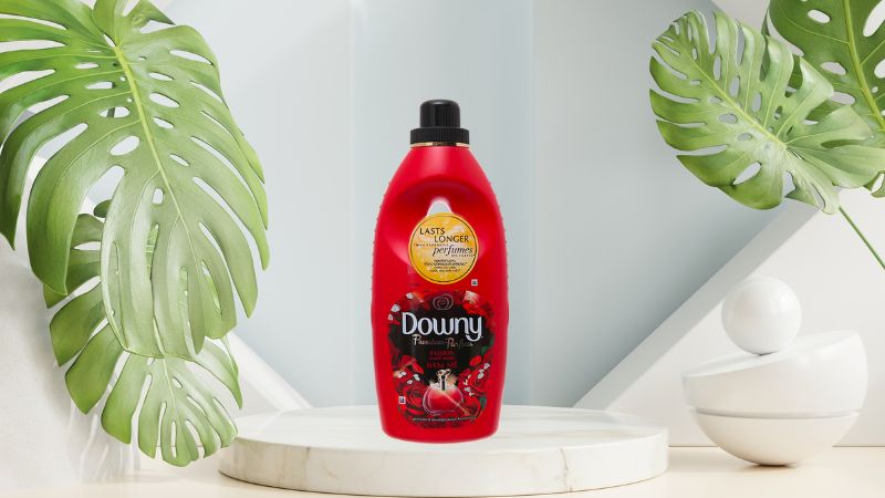 Nước xả vải Downy đam mê