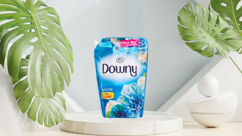 Nước xả vải Downy làn gió mát