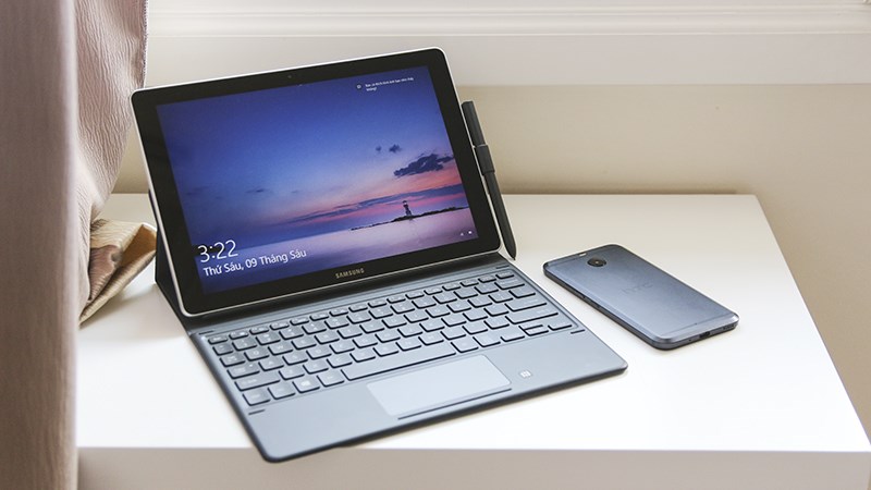 đánh giá chi tiết Galaxy Book