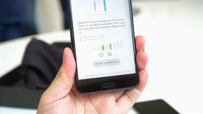 So sánh HTC U11 HTC 10