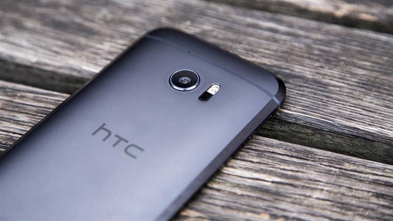 So sánh HTC U11 HTC 10