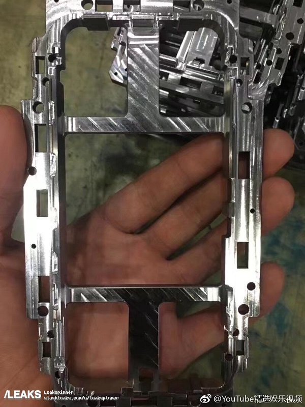 Bộ khung kim loại dành cho iPhone 8 vừa xuất hiện thực tế Bộ khung kim loại dành cho iPhone 8 vừa xuất hiện thực tế