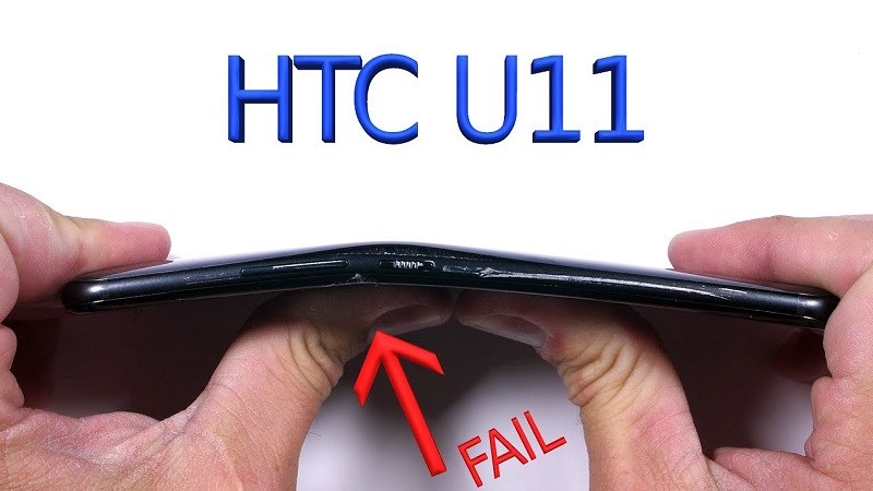Thử độ bền của HTC U11 Thử độ bền của HTC U11
