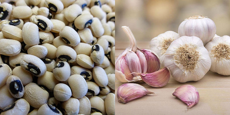 Combining white beans and garlic