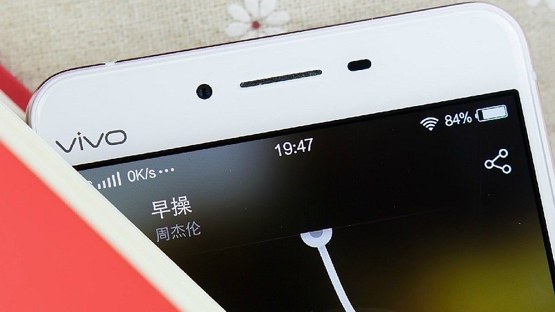 Vivo mới là hãng đầu tiên tung smartphone có cảm biến vân tay nhúng trong màn hình