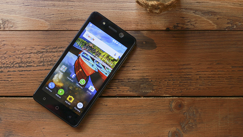 Trên tay iTel S11 Plus