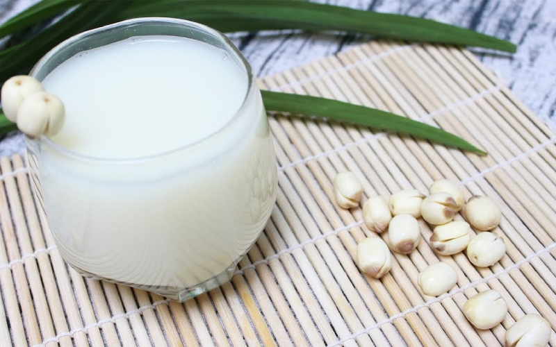 How to make nutritious lotus seed milk at home