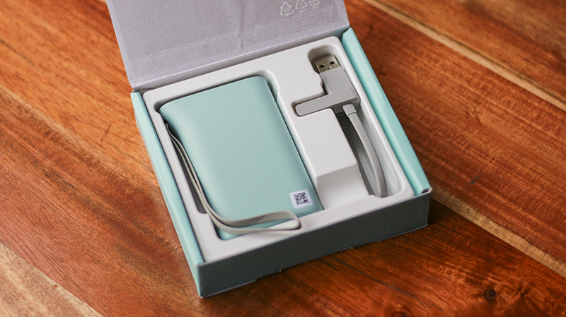 Trên tay quà tặng Galaxy J7 Pro