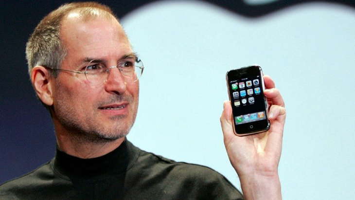 Đúng 10 năm trước chiếc iPhone đầu tiên lên kệ