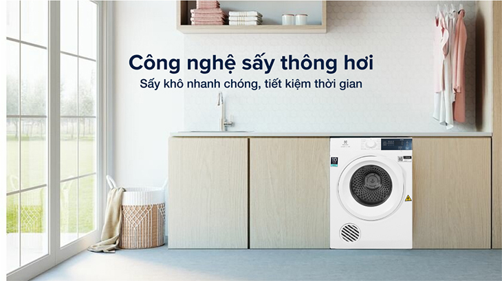 Máy sấy quần áo giúp tiết kiệm thời gian và công sức