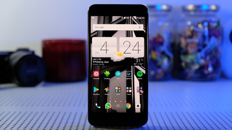HTC U11 là chiếc smartphone có hiệu năng mạnh nhất trong tháng 5/2017 HTC U11 là chiếc smartphone có hiệu năng mạnh nhất trong tháng 5/2017