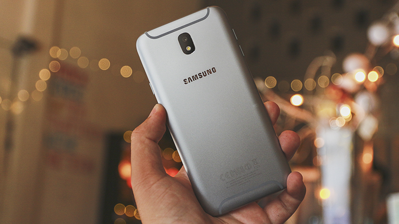 Samsung Galaxy J7 Pro