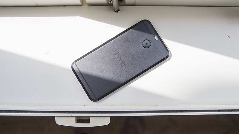 Đánh giá chi tiết HTC 10 Evo