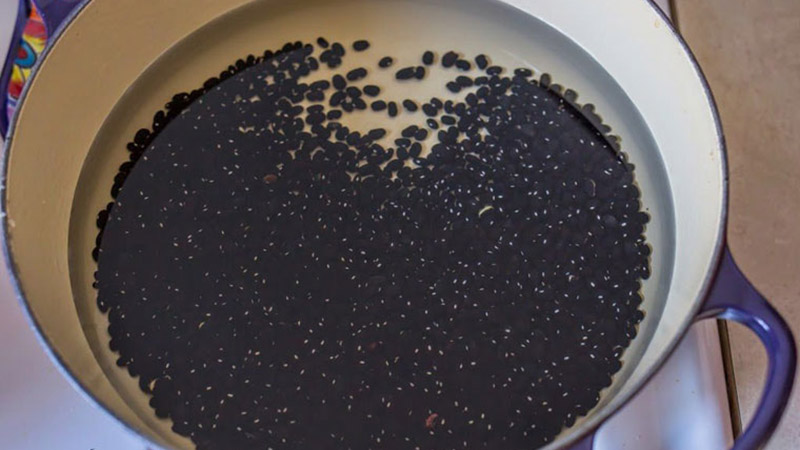 Cách nấu nước đậu đen giải nhiệt tại nhà