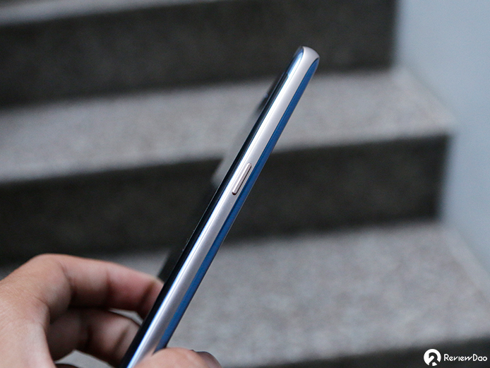 Trên tay Galaxy Note FE màu xanh san hô đầu tiên tại Việt Nam Trên tay Galaxy Note FE màu xanh san hô đầu tiên tại Việt Nam