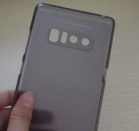 Bộ vỏ bảo vệ của Galaxy Note 8 xuất hiện thực tế trên tay người dùng Bộ vỏ bảo vệ của Galaxy Note 8 xuất hiện thực tế trên tay người dùng