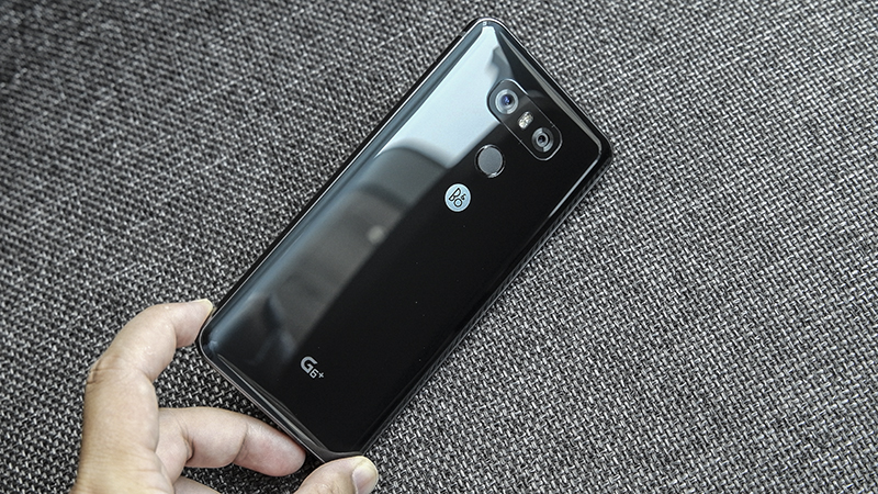 trên tay LG G6 Plus