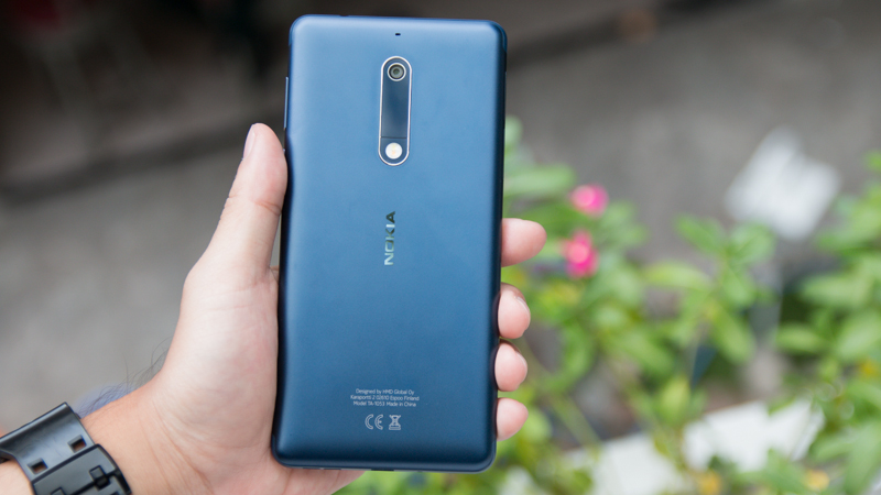 Đánh giá nhanh Nokia 5: Chiếc Lumia chạy Android, nhưng camera có ngon? - ảnh 1 Đánh giá nhanh Nokia 5: Chiếc Lumia chạy Android, nhưng camera có ngon? - ảnh 1
